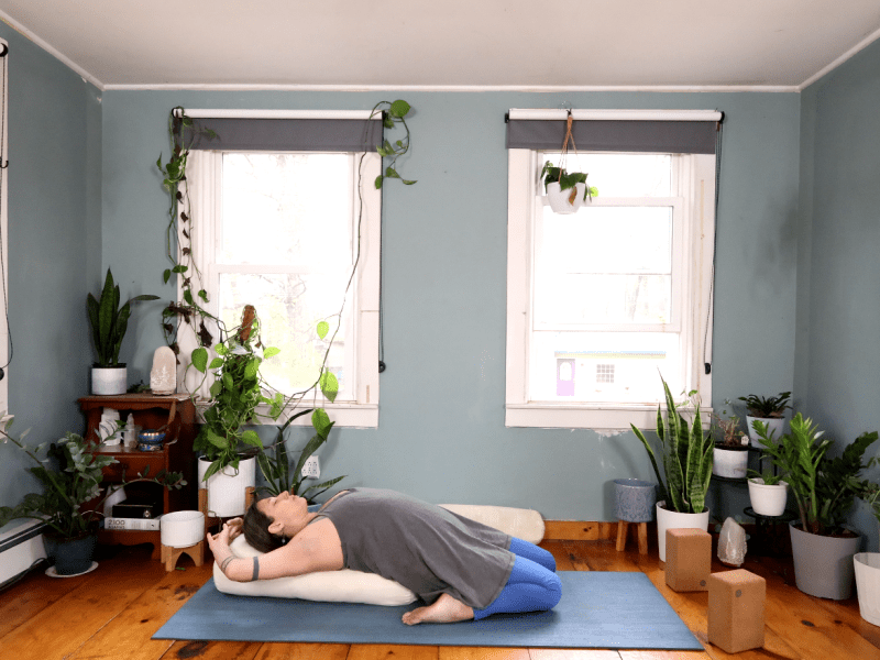 Reiki Yoga: Gentle Low&nbsp;Back